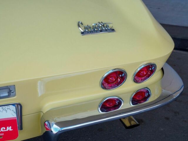 1967 Yellow Chevrolet Corvette --