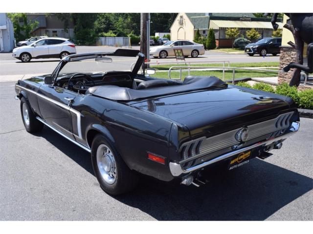 1968 Black Ford Mustang --