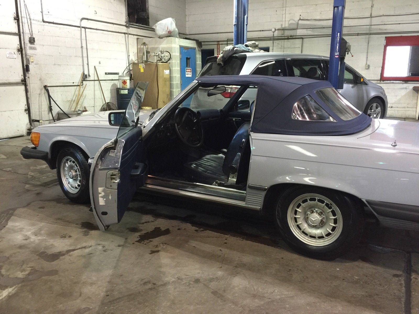 1983 Blue Mercedes-Benz SL-Class Convertible