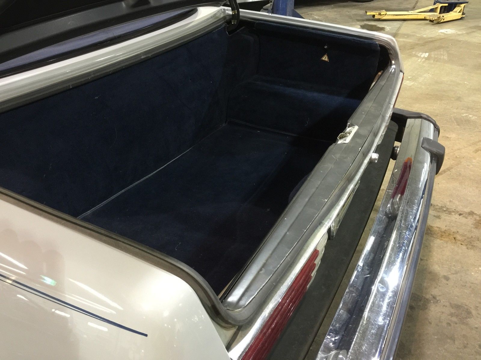 1983 Blue Mercedes-Benz SL-Class Convertible