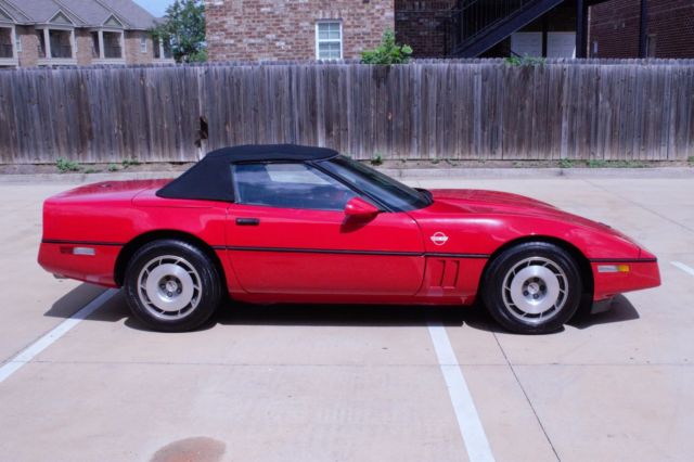 1986 Red Chevrolet Corvette Convertible