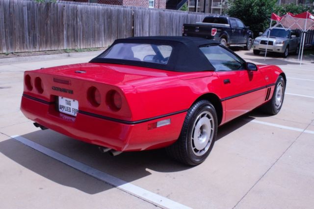 1986 Red Chevrolet Corvette Convertible