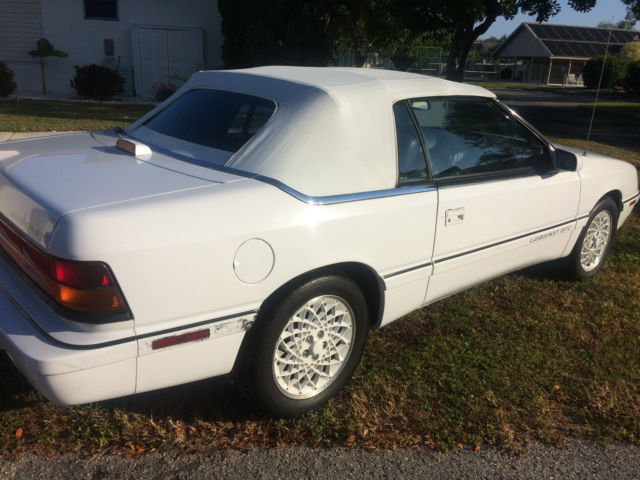 1993 White Chrysler LeBaron Convertible