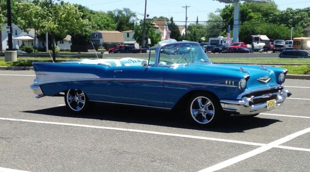 1957 Blue Chevrolet Bel Air/150/210 Convertible