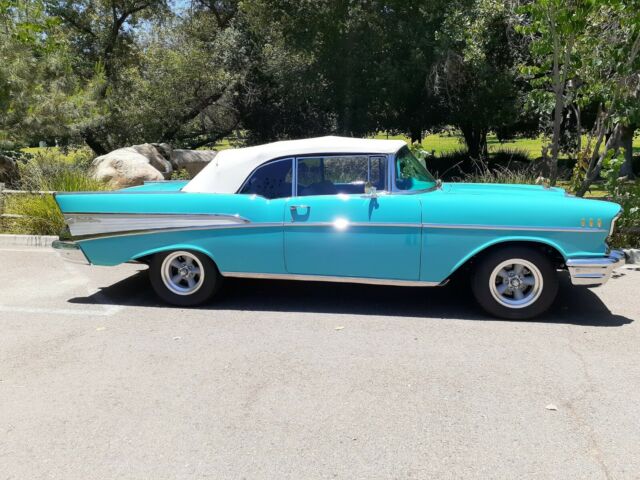 1957 Chevrolet Bel Air/150/210 Convertible