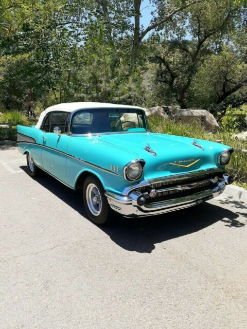 1957 Chevrolet Bel Air/150/210 Convertible