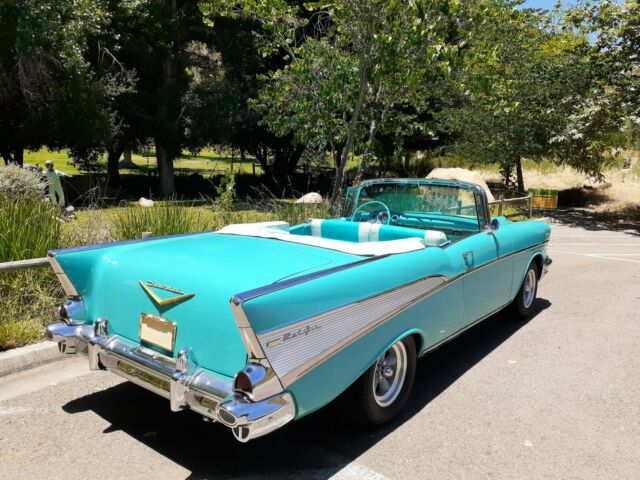 1957 Chevrolet Bel Air/150/210 Convertible