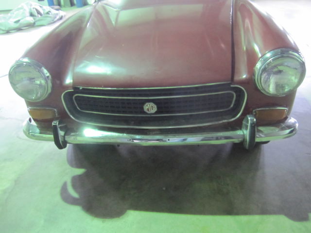 1974 Burgundy MG MGB Convertible