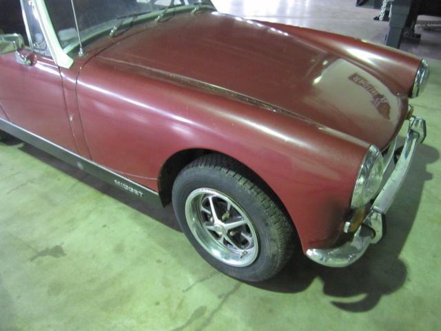 1974 Burgundy MG MGB Convertible