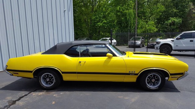1970 Yellow Oldsmobile 442 W-30 Convertible