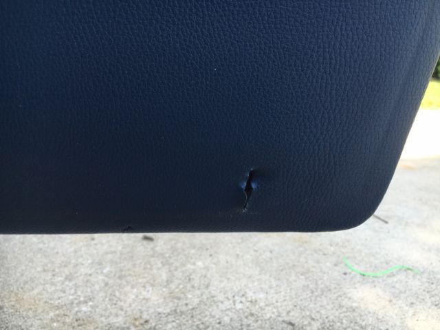 1977 Dove White Mercedes-Benz SL-Class Coupe/Convertible