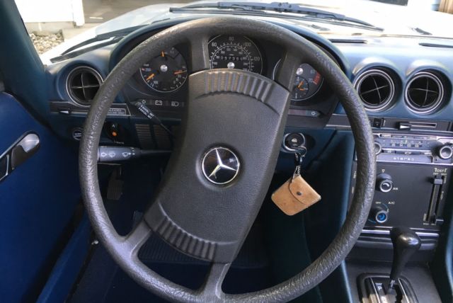 1977 Dove White Mercedes-Benz SL-Class Coupe/Convertible