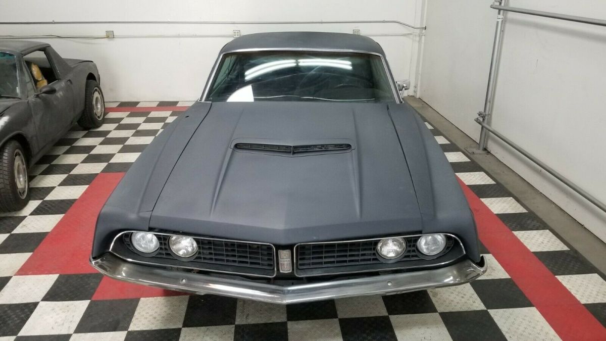 1971 Black Ford Torino Fastback