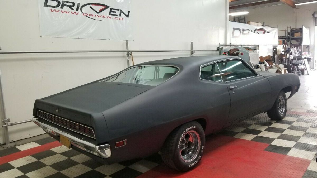 1971 Black Ford Torino Fastback