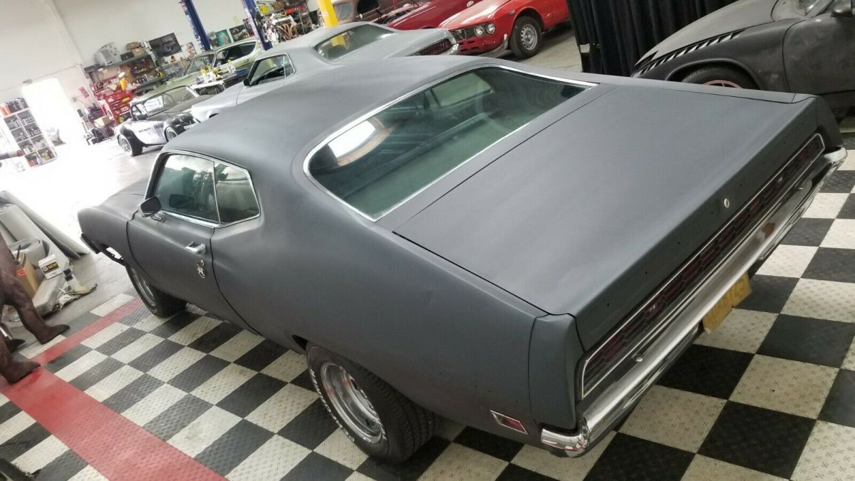 1971 Black Ford Torino Fastback