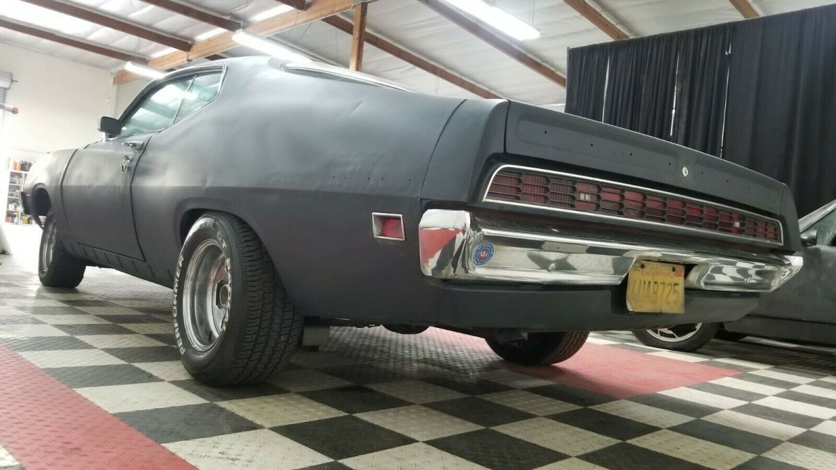 1971 Black Ford Torino Fastback