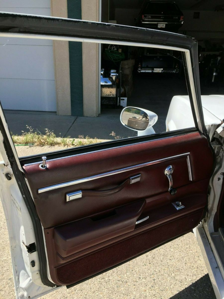 1983 White Chevrolet Malibu Wagon