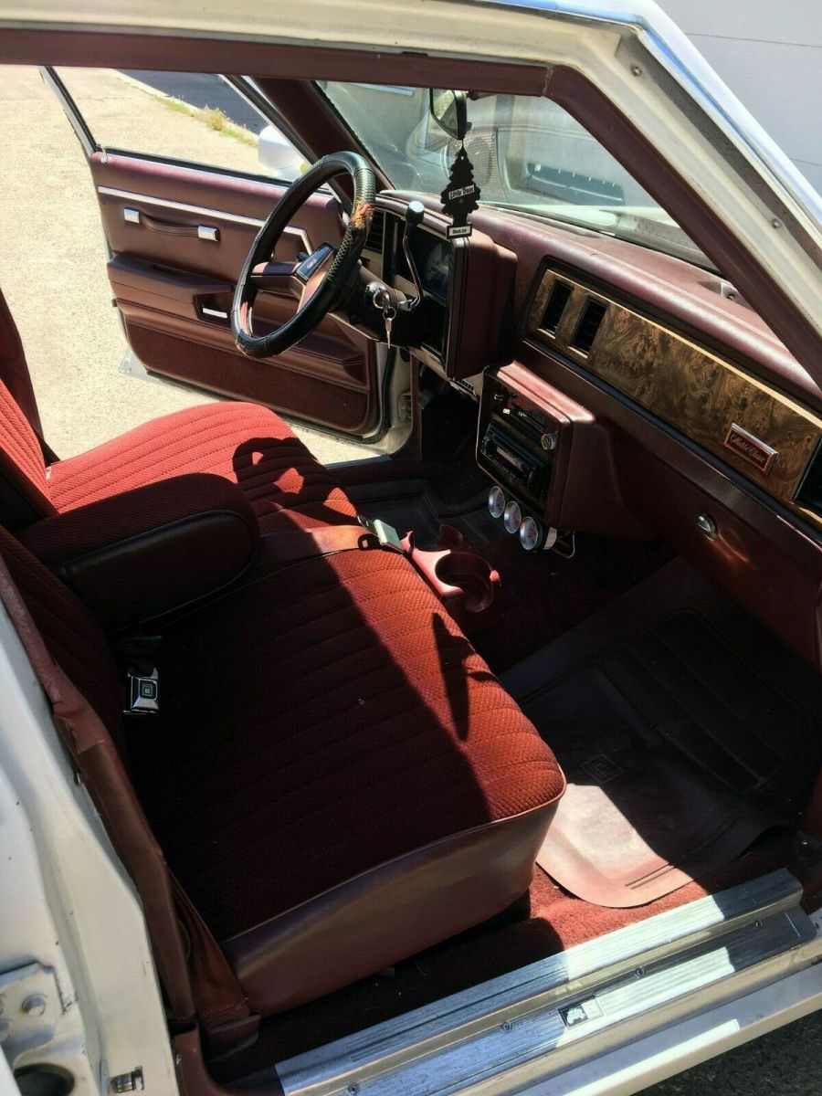 1983 White Chevrolet Malibu Wagon