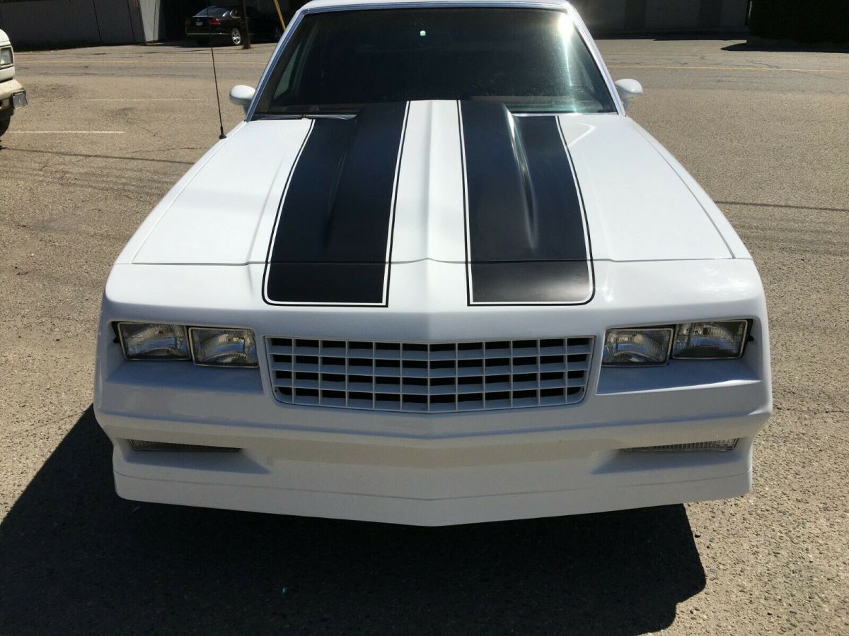 1983 White Chevrolet Malibu Wagon