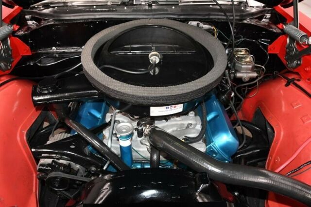 1970 Red Oldsmobile 442 Hardtop