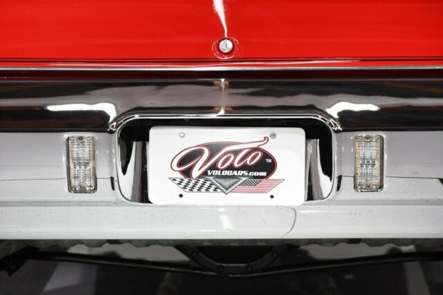 1970 Red Oldsmobile 442 Hardtop