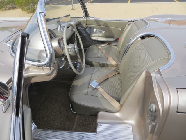 1961 Ermine White Chevrolet Corvette Convertible