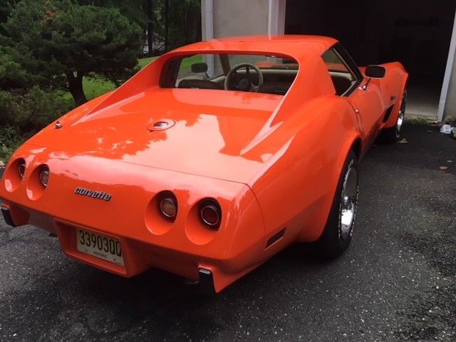 1976 Orange Chevrolet Corvette Coupe