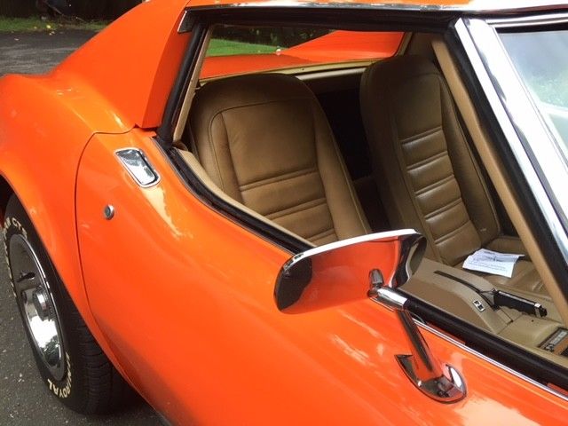 1976 Orange Chevrolet Corvette Coupe