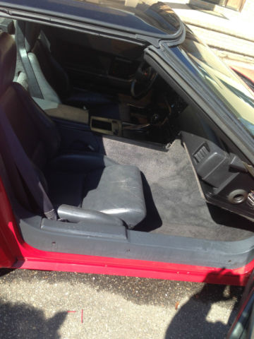 1984 Red Chevrolet Corvette 2 COUPE