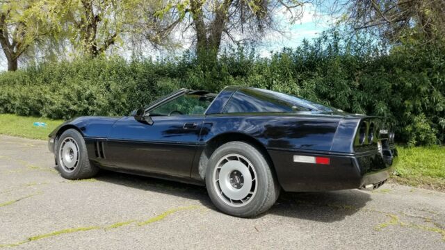 1985 Black Chevrolet Corvette Removable top