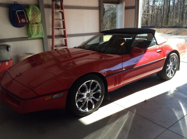1987 Red Chevrolet Corvette Convertible