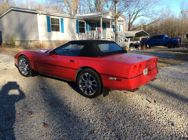 1987 Red Chevrolet Corvette Convertible