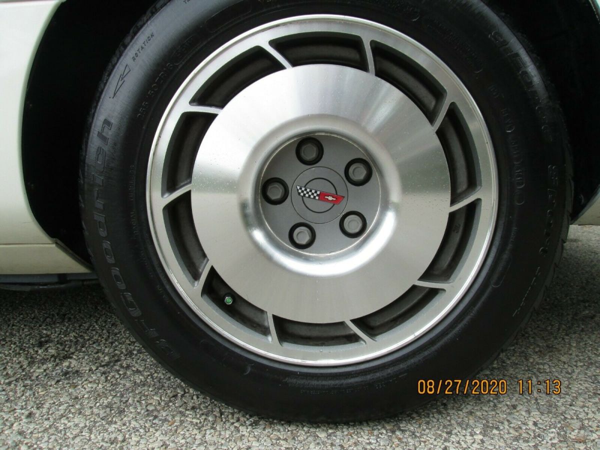 1987 Chevrolet Corvette Convertible