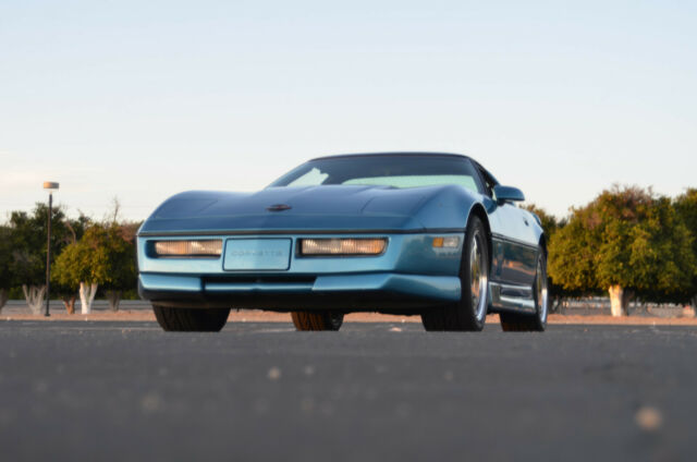 1989 Blue Chevrolet Corvette Coupe