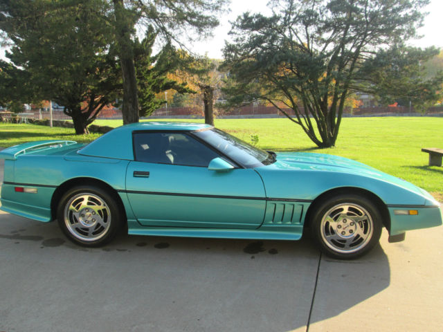 1990 Teal Chevrolet Corvette Convertible