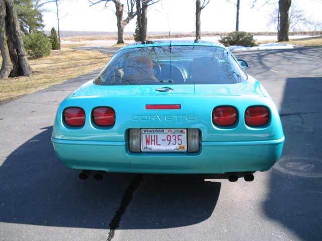 1991 Turquois Metallic Chevrolet Corvette Coupe