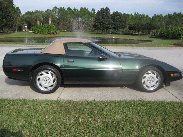 1992 Green Chevrolet Corvette Convertible
