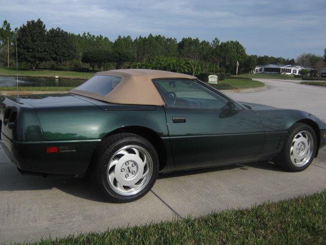 1992 Green Chevrolet Corvette Convertible