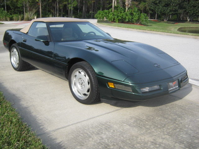 1992 Green Chevrolet Corvette Convertible