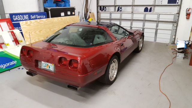 1994 Burgundy Chevrolet Corvette Coupe