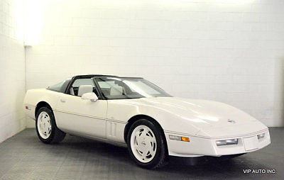 1988 White Chevrolet Corvette Coupe