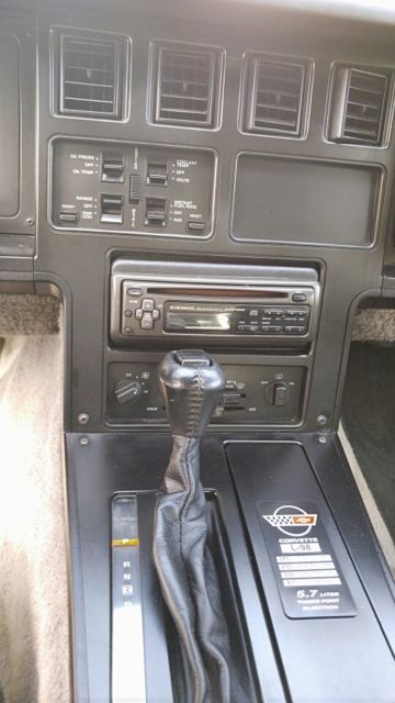 1985 Burgundy Chevrolet Corvette Coupe