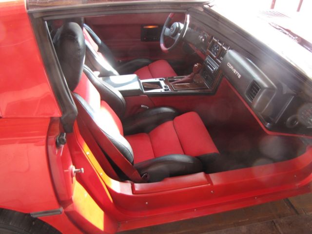 1985 Burgundy Chevrolet Corvette Coupe