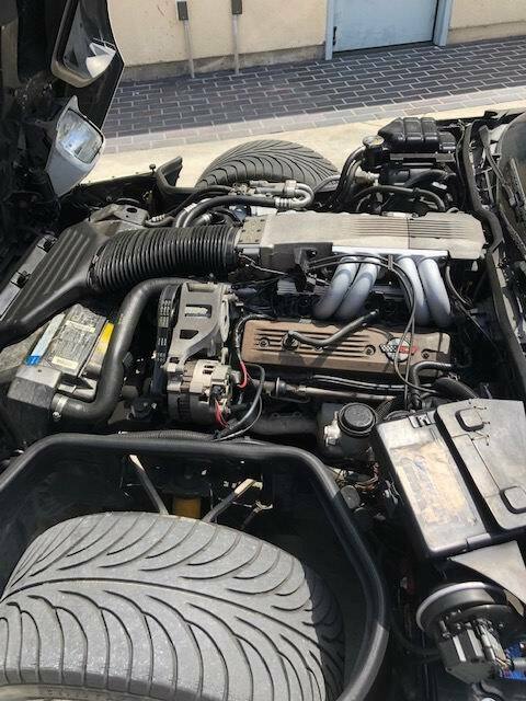 1990 White Chevrolet Corvette Coupe