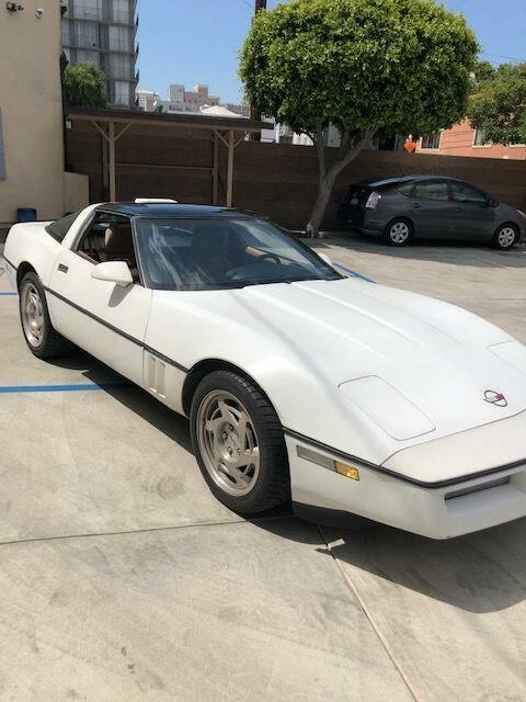 1990 White Chevrolet Corvette Coupe
