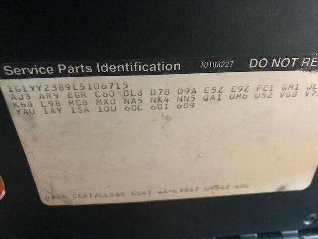 1990 White Chevrolet Corvette Coupe