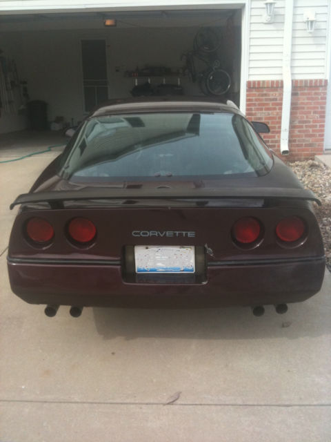 1985 Burgundy Chevrolet Corvette Coupe