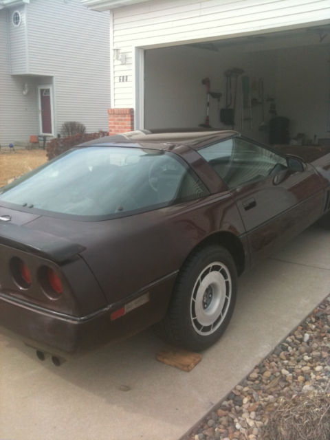 1985 Burgundy Chevrolet Corvette Coupe