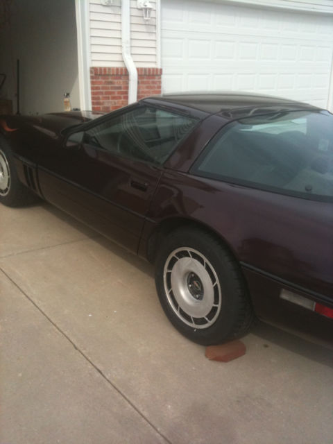 1985 Burgundy Chevrolet Corvette Coupe