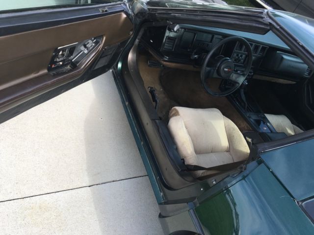 1984 Green Chevrolet Corvette Convertible